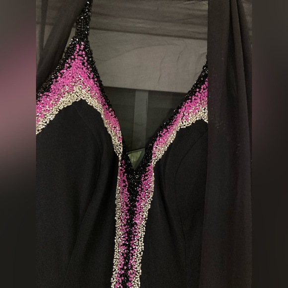 Evening gown - Picture 5 of 8